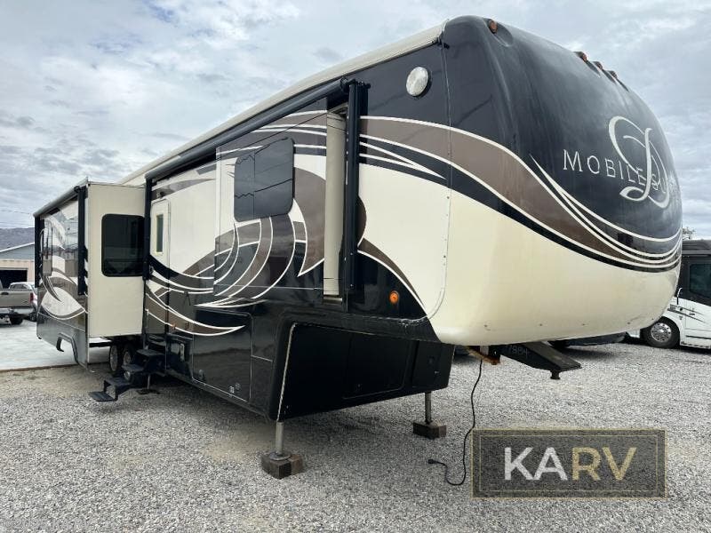 Used 2016 DRV Mobile Suites 41 RSSB4 available in Desert Hot Springs, California