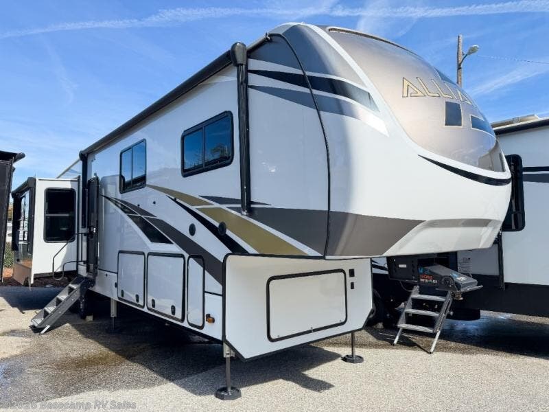 Used 2022 Alliance RV Paradigm 390MP available in Rocklin, California