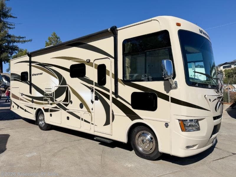 Used 2015 Thor Motor Coach Windsport 31S available in Rocklin, California