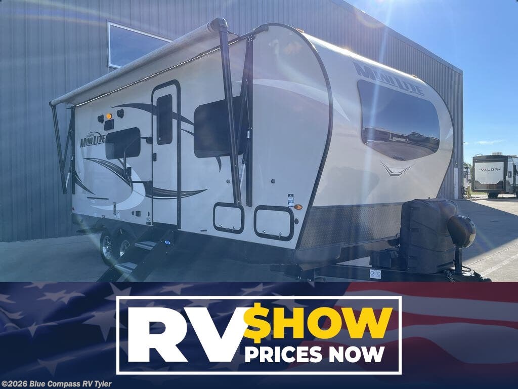 Used 2020 Forest River Rockwood Mini Lite 2204S available in Tyler, Texas