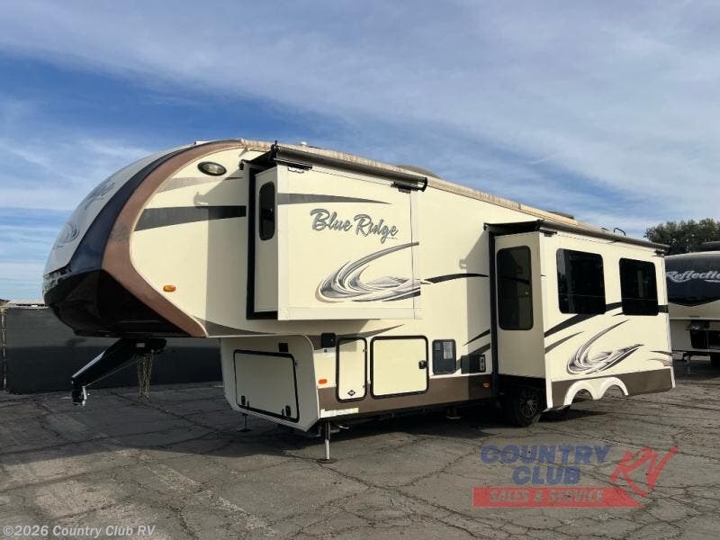 Used 2016  Forest River Blue Ridge 2910SK by Forest River from Country Club RV in Yuma, AZ