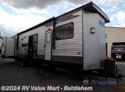 Used 2023 Forest River Salem Villa Series 42QBQ available in Bath, Pennsylvania