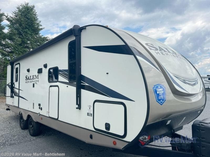 Used 2023 Forest River Salem Hemisphere Hyper-Lyte 25RBHL available in Bath, Pennsylvania