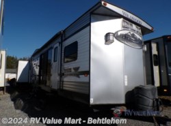 Used 2015 Forest River Wildwood DLX 402QBQ available in Bath, Pennsylvania