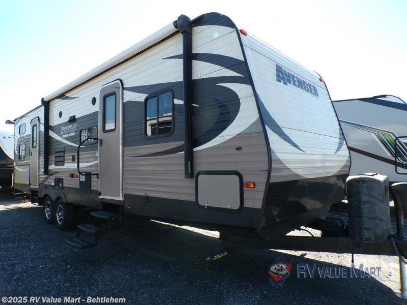 Used 2015 Prime Time Avenger 30QBS available in Bath, Pennsylvania