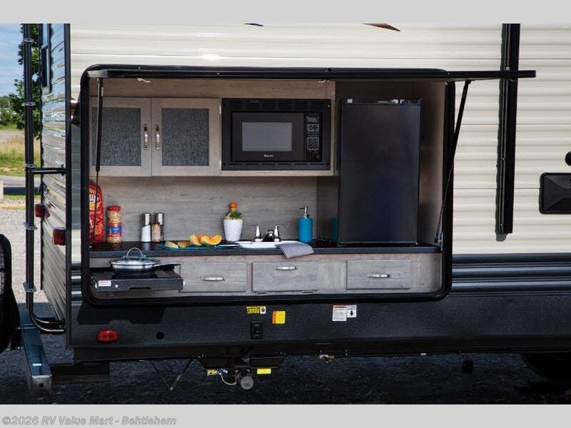 Used 2021 Palomino Puma 31QBBH available in Bath, Pennsylvania