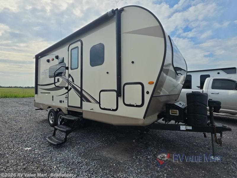Used 2019 Forest River Rockwood Mini Lite 2104S available in Bath, Pennsylvania