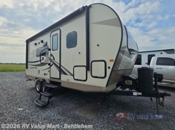 Used 2019 Forest River Rockwood Mini Lite 2104S available in Bath, Pennsylvania