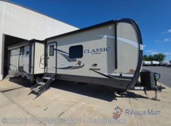 Used 2019 Forest River Flagstaff Classic Super Lite 832OKBS available in Bath, Pennsylvania