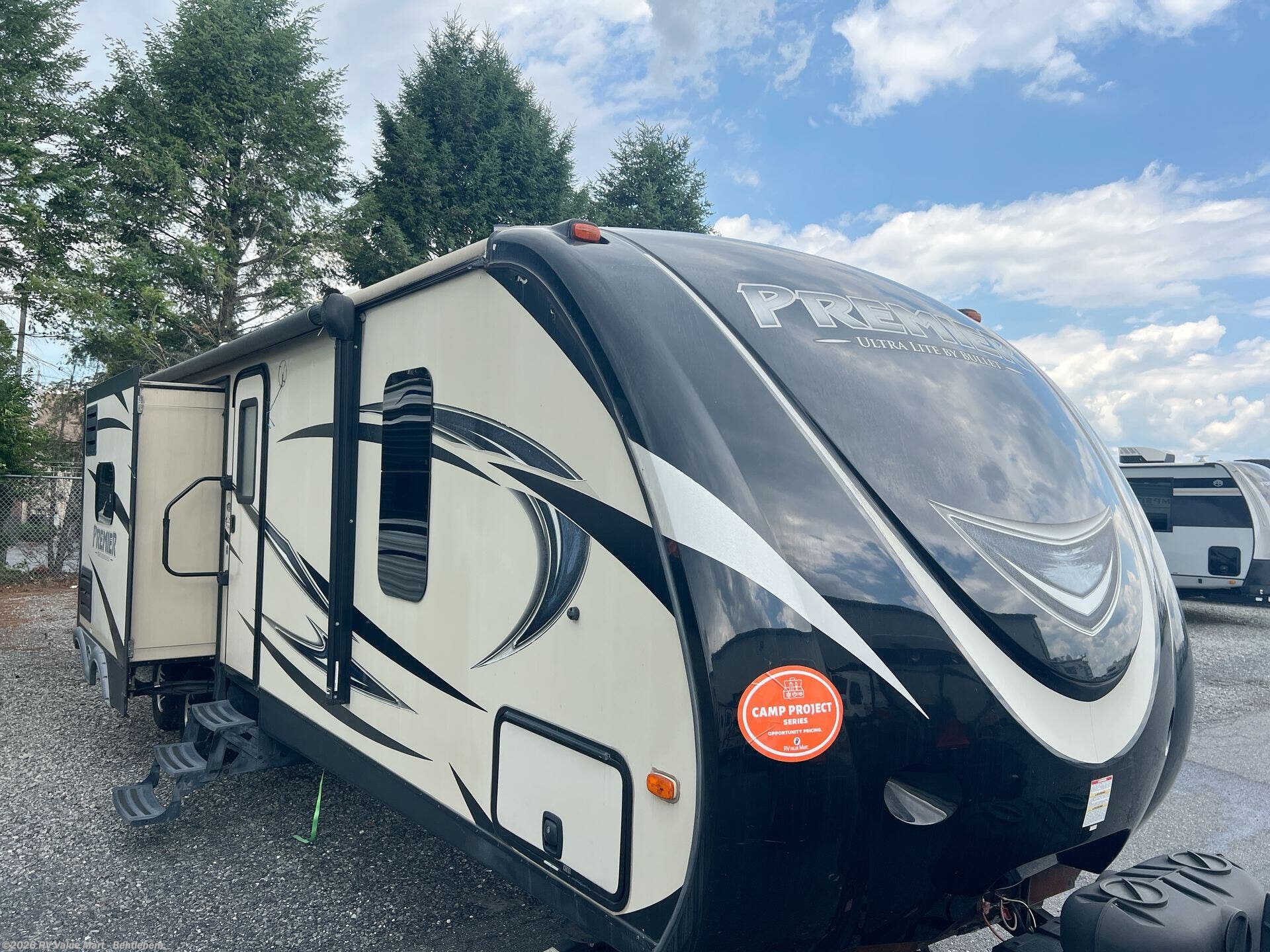 Used 2017 Keystone Bullet Premier 34BHPR available in Bath, Pennsylvania