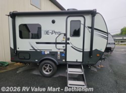 Used 2025 Forest River Flagstaff 15TB available in Bath, Pennsylvania