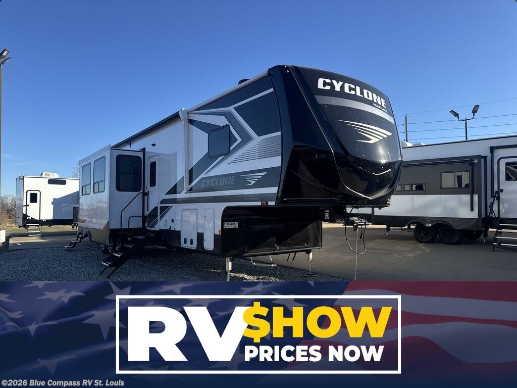 New 2026 Heartland Cyclone 3914 available in Eureka, Missouri