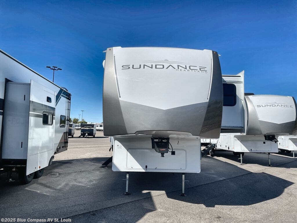 New 2026 Heartland Sundance 35MRBS available in Eureka, Missouri