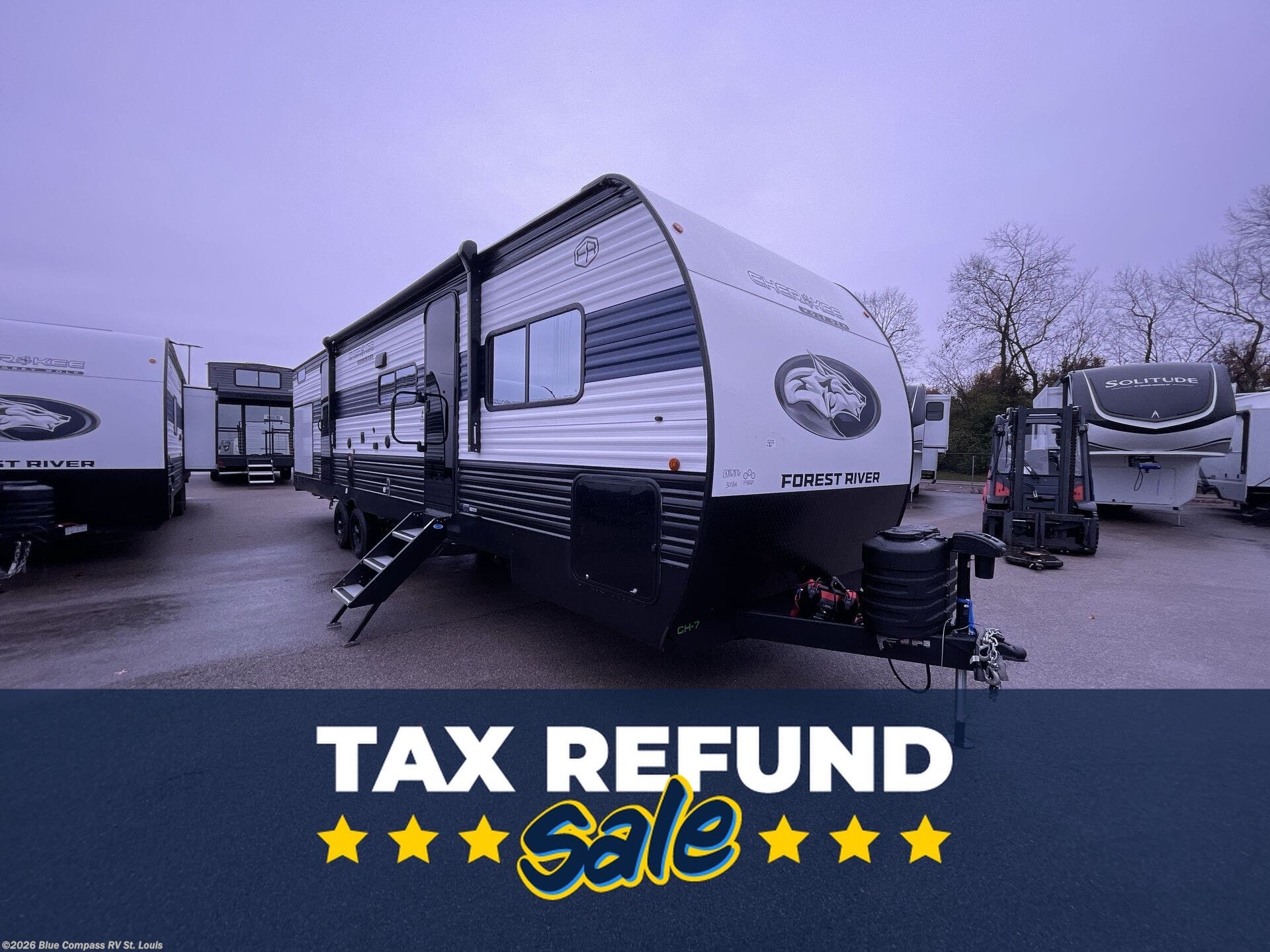 New 2026 Forest River Cherokee Wolf Den 301BH available in Eureka, Missouri