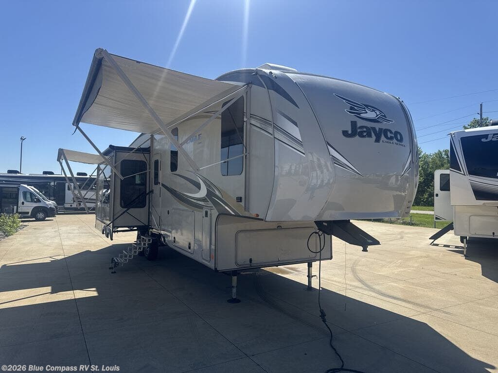 Used 2019 Jayco Eagle 317RLOK available in Eureka, Missouri
