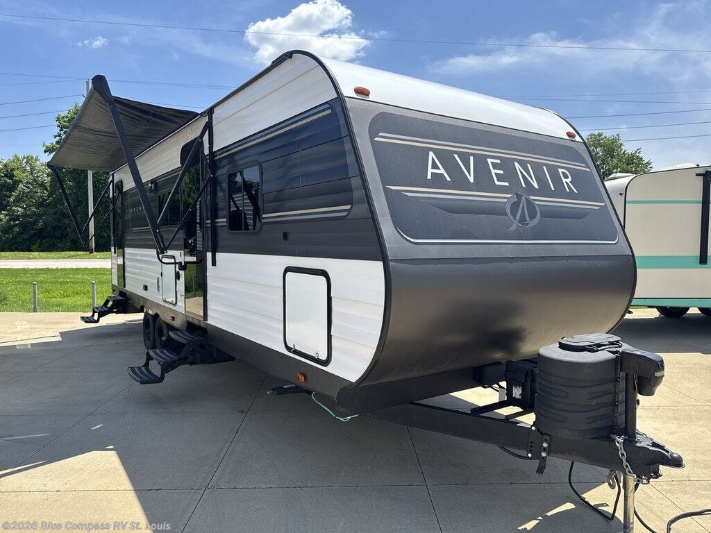 Used 2024 Cruiser RV Avenir A-27BH available in Eureka, Missouri