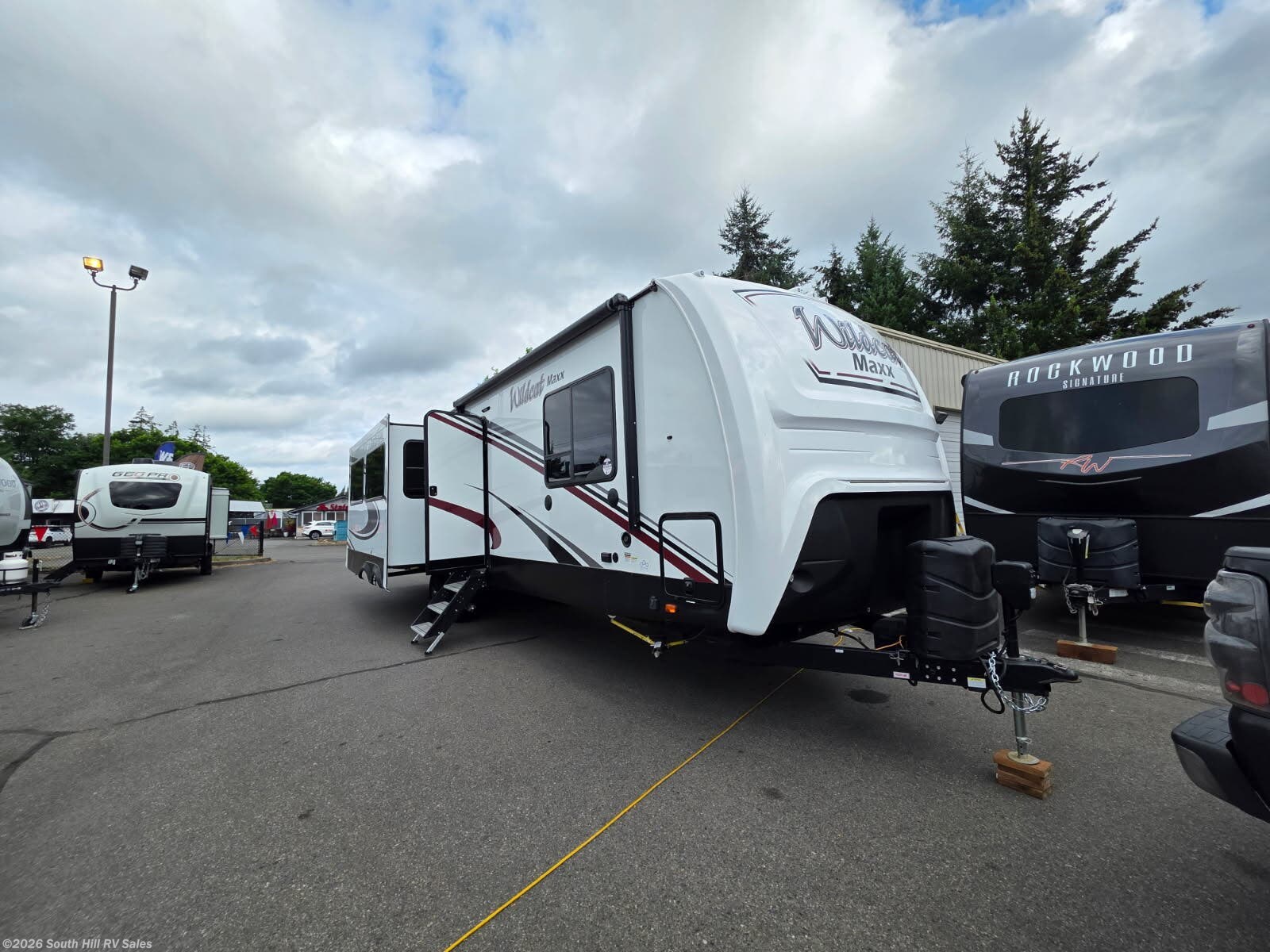 Used 2021 Forest River Wildcat 323TSX available in Yelm, Washington
