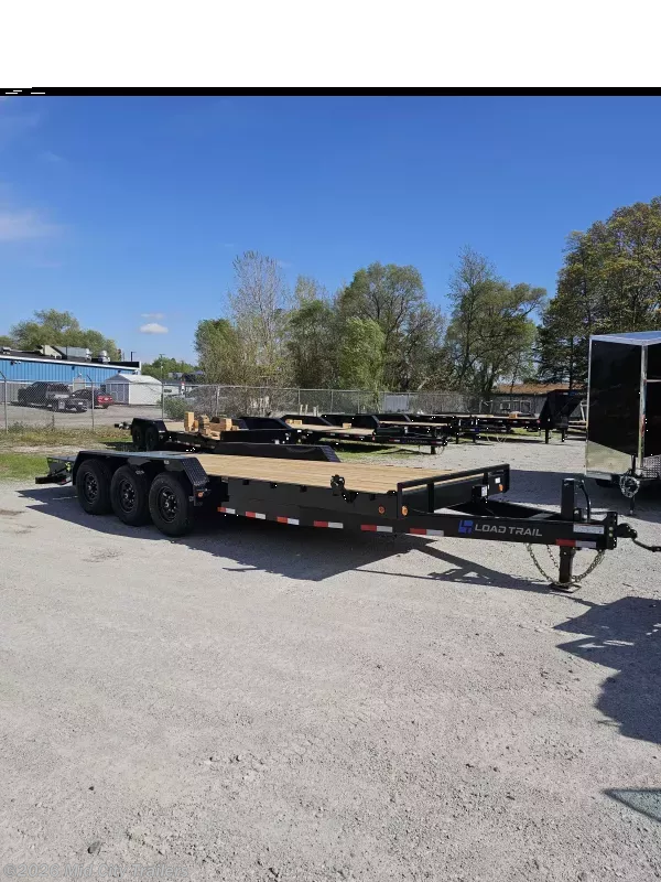2025 Load Trail BRAND NEW 2025 83" x 22' 21K MAX RAMPS Tandem Axle