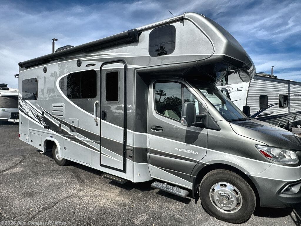 Used 2022 Dynamax Corp  isata 3 24RWM available in Mesa, Arizona