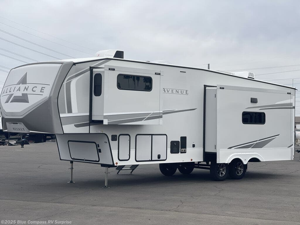 New 2025 Alliance RV Avenue 32RLS available in Surprise, Arizona