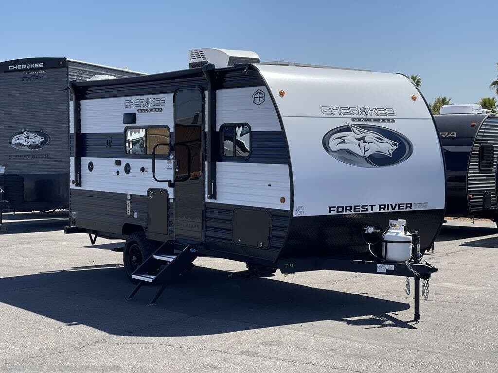 New 2025 Forest River Cherokee Wolf Pup 16BHSW available in Surprise, Arizona