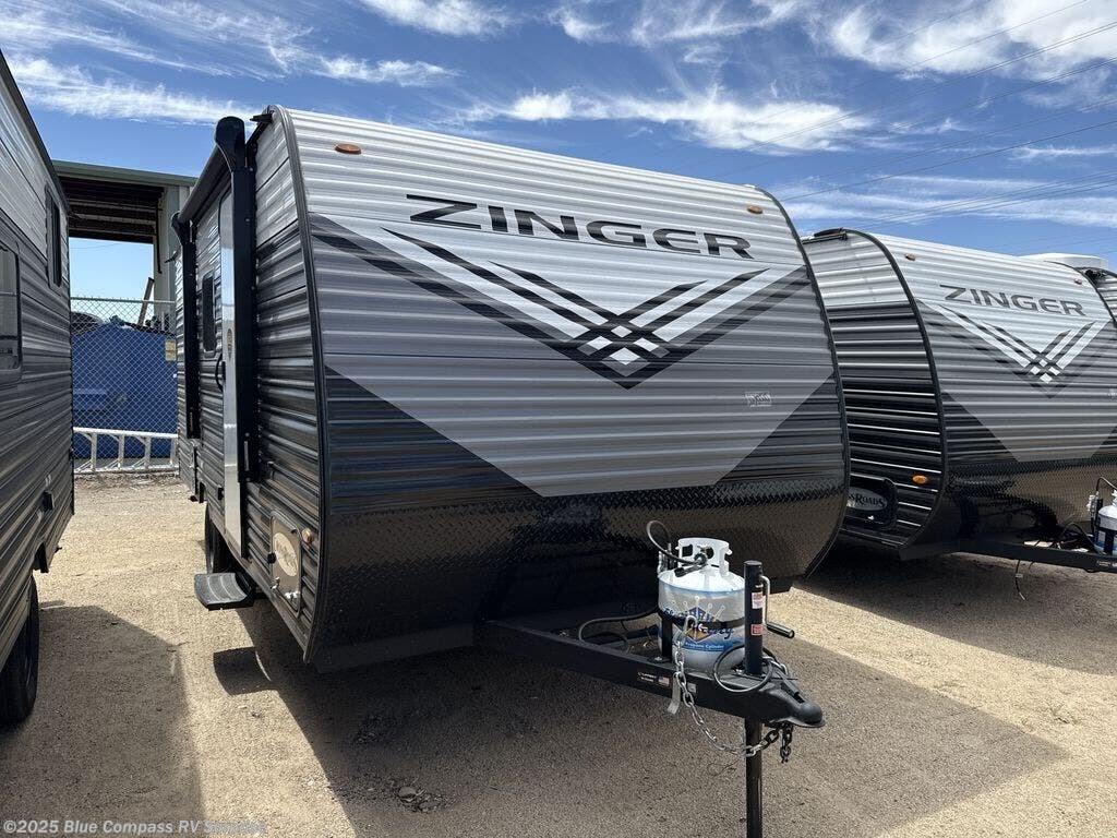 New 2026 CrossRoads Zinger Lite 18BH available in Surprise, Arizona