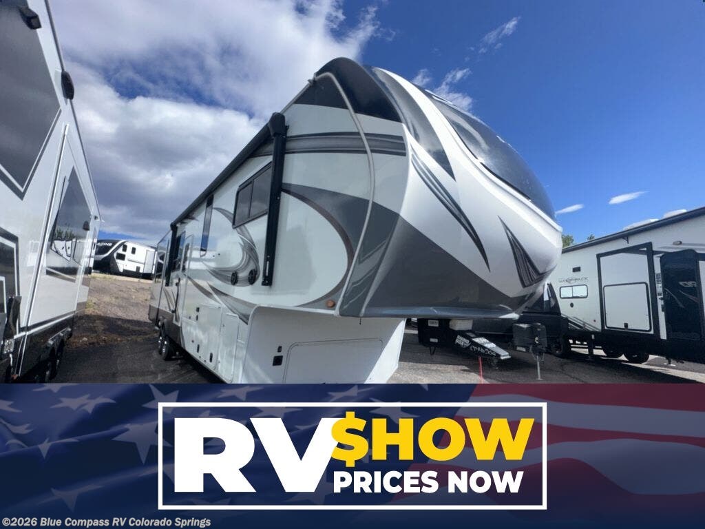 Used 2023  Grand Design Solitude S-Class 3330RE-R by Grand Design from Blue Compass RV Colorado Springs in Colorado Springs, CO