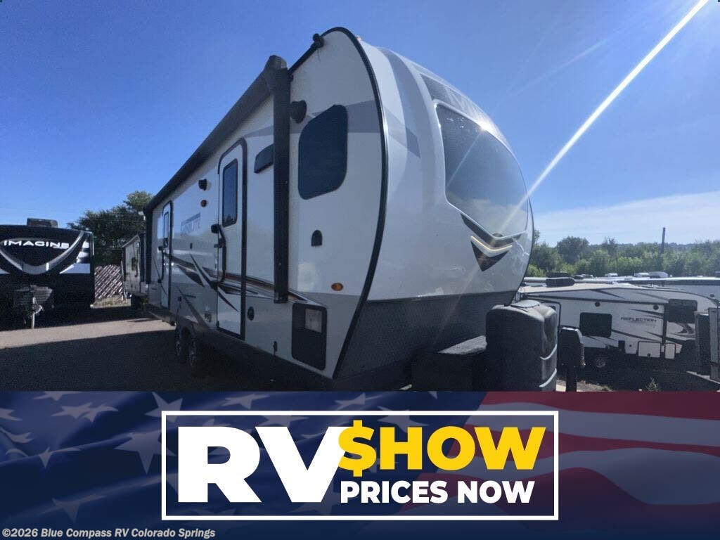 Used 2022  Forest River Rockwood Mini Lite 2516S by Forest River from Blue Compass RV Colorado Springs in Colorado Springs, CO