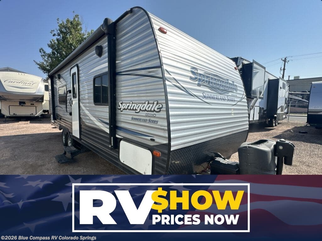 Used 2017  Keystone  Summerland 2600tb by Keystone from Blue Compass RV Colorado Springs in Colorado Springs, CO