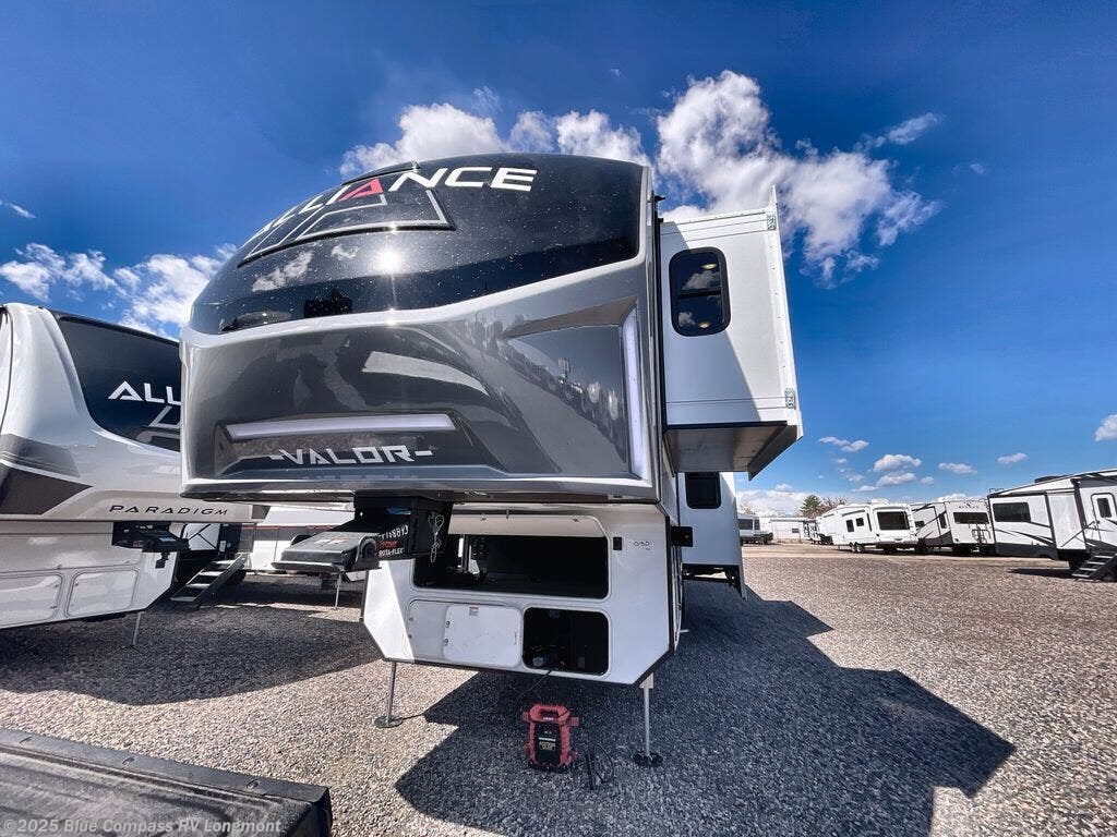 New 2025 Alliance RV Valor 40V13 available in Longmont, Colorado