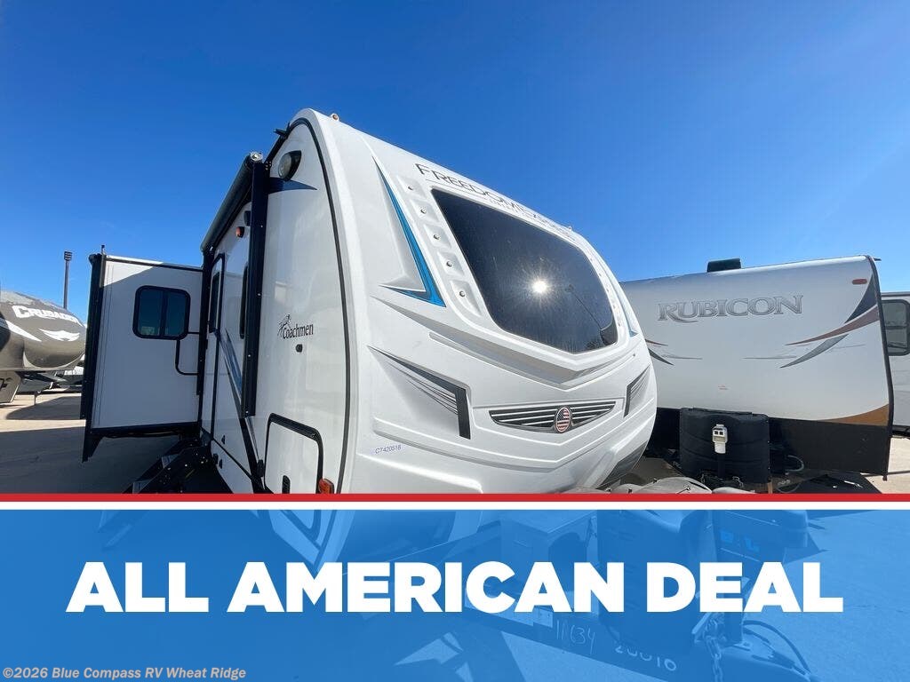 Used 2020 Coachmen Freedom Express Ultra Lite 326BHDS available in Wheat Ridge, Colorado