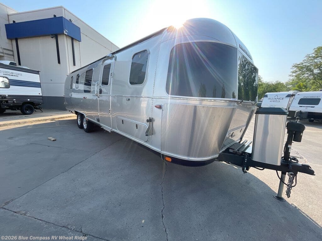 Used 2024 Airstream Classic 33FB available in Wheat Ridge, Colorado