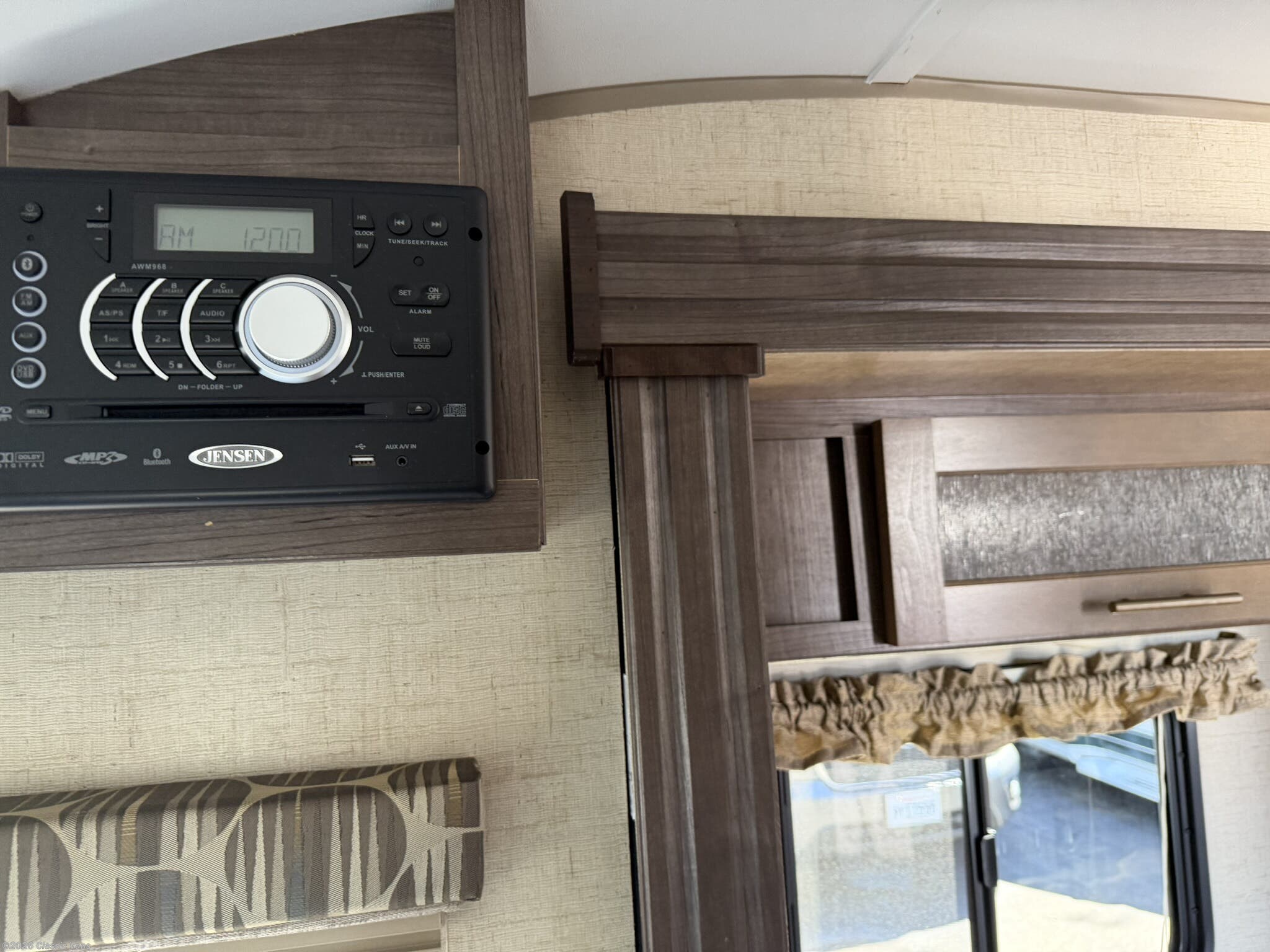 Used 2016  Forest River R-Pod 177 by Forest River from Classic Vans in Hayward, CA