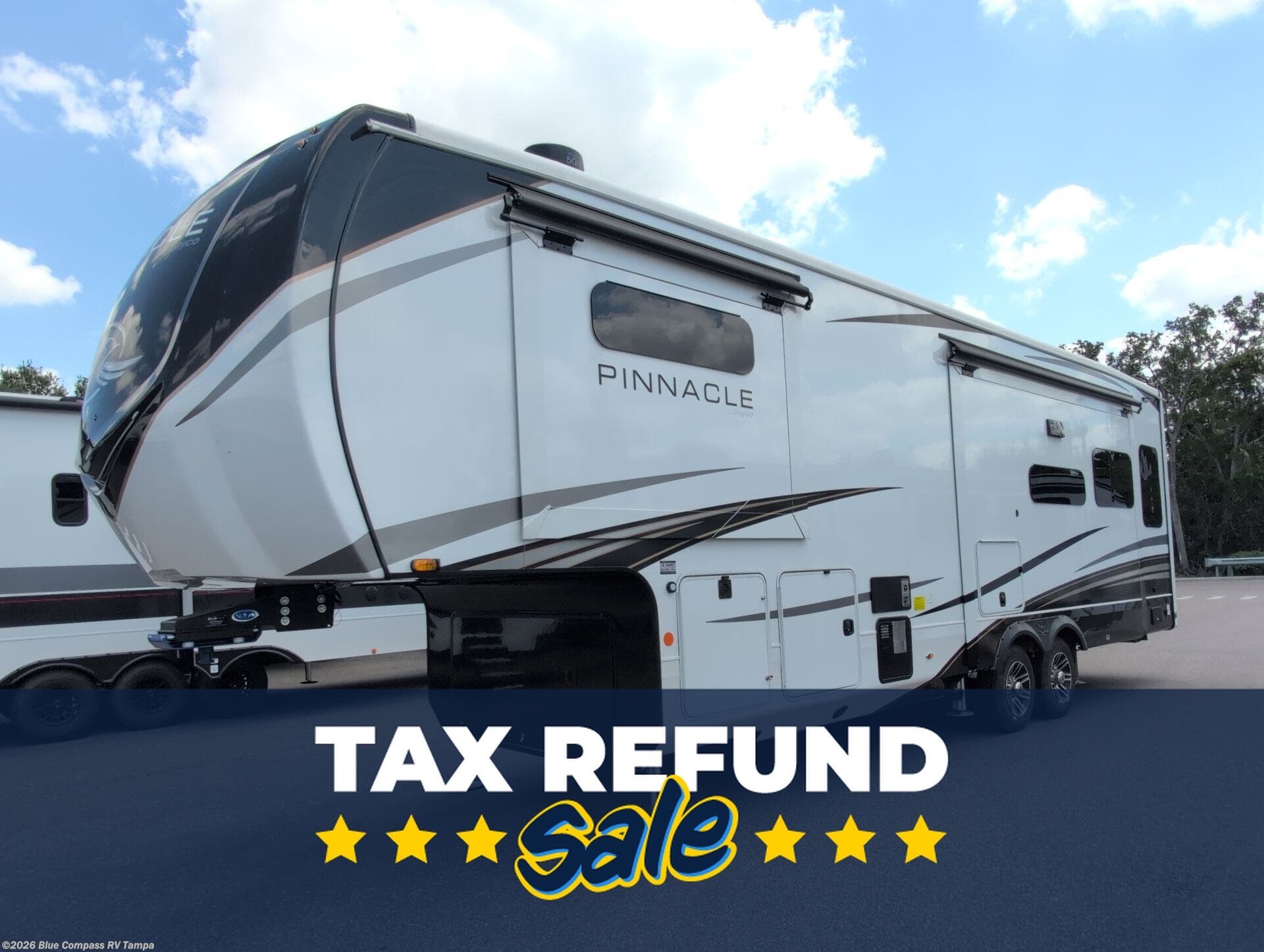 New 2025 Jayco Pinnacle 32RLTS available in Dover, Florida