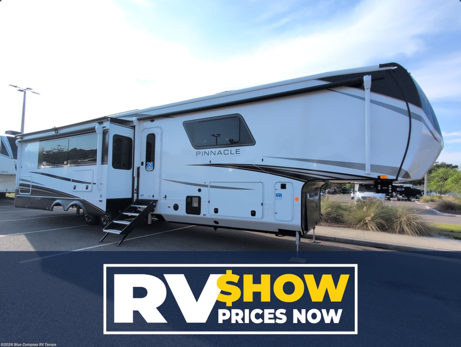 New 2025 Jayco Pinnacle 38FBRK available in Dover, Florida