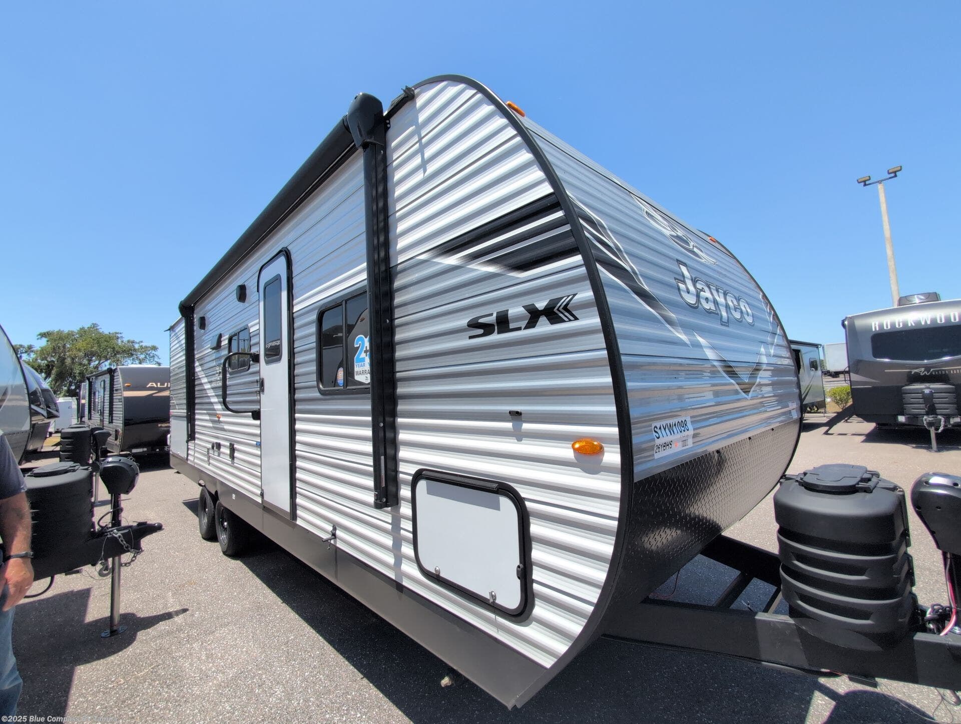 New 2025 Jayco Jay Flight SLX 261BHS available in Dover, Florida