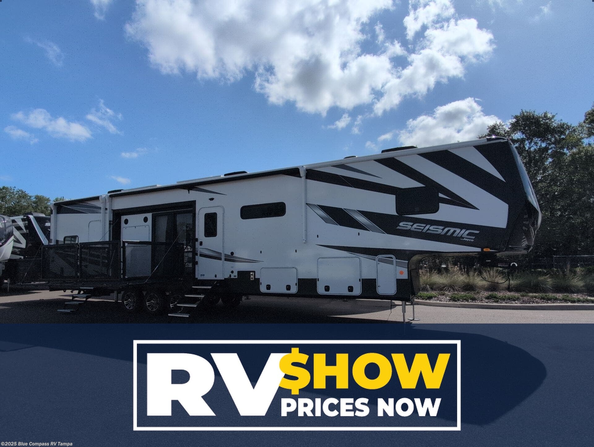 New 2025 Jayco Seismic 413 available in Dover, Florida