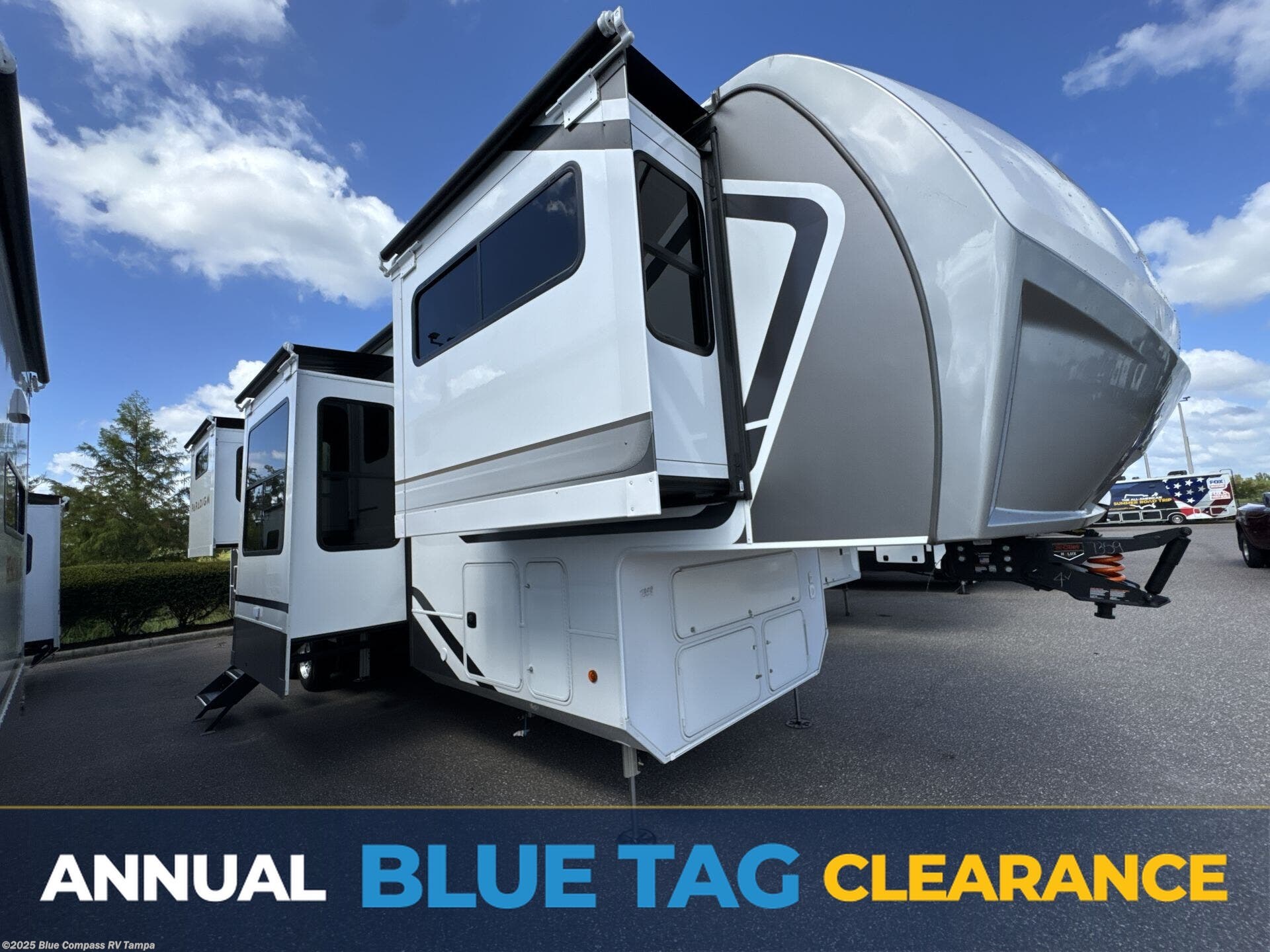 New 2026 Alliance RV Paradigm 385FL available in Dover, Florida