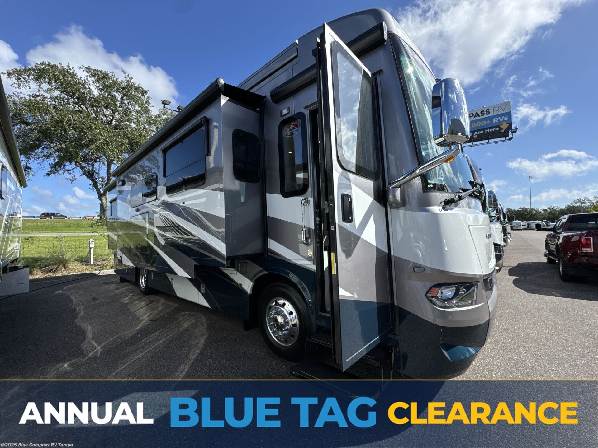 New 2026 Newmar Ventana 3512 available in Dover, Florida