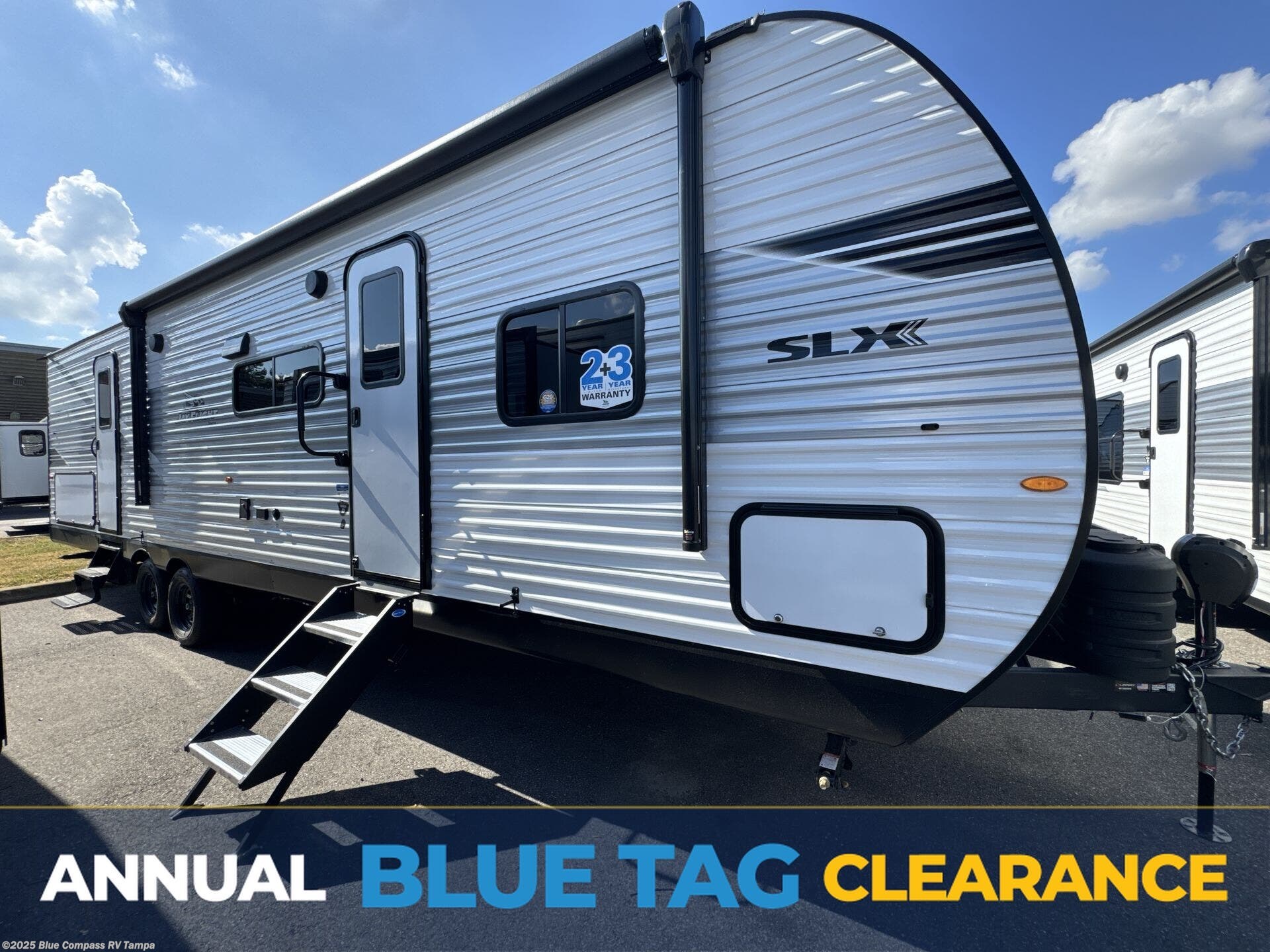 New 2026 Jayco Jay Flight SLX 321BDS available in Dover, Florida