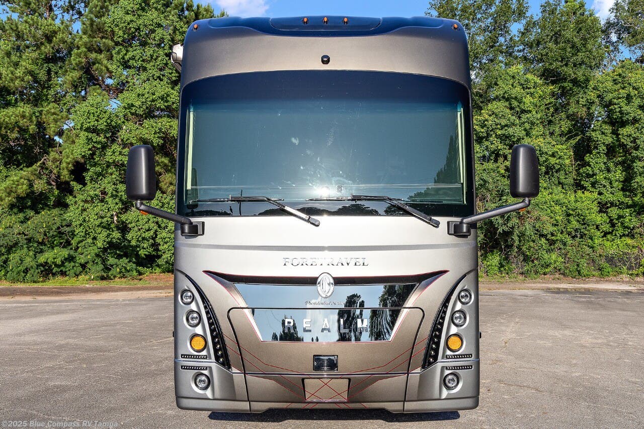 New 2026 Foretravel Realm Presidential Series  LV7 available in Dover, Florida