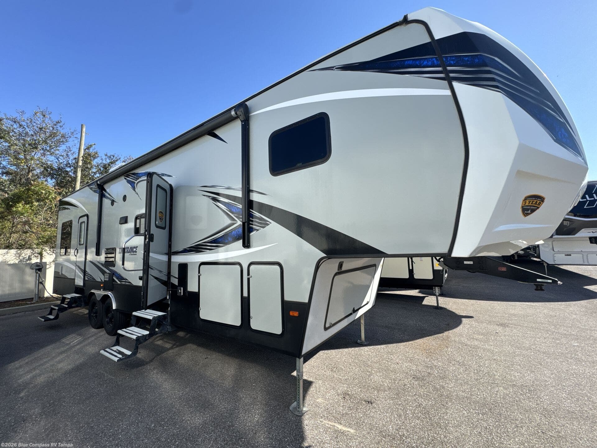Used 2018 Dutchmen Endurance 3456 available in Dover, Florida