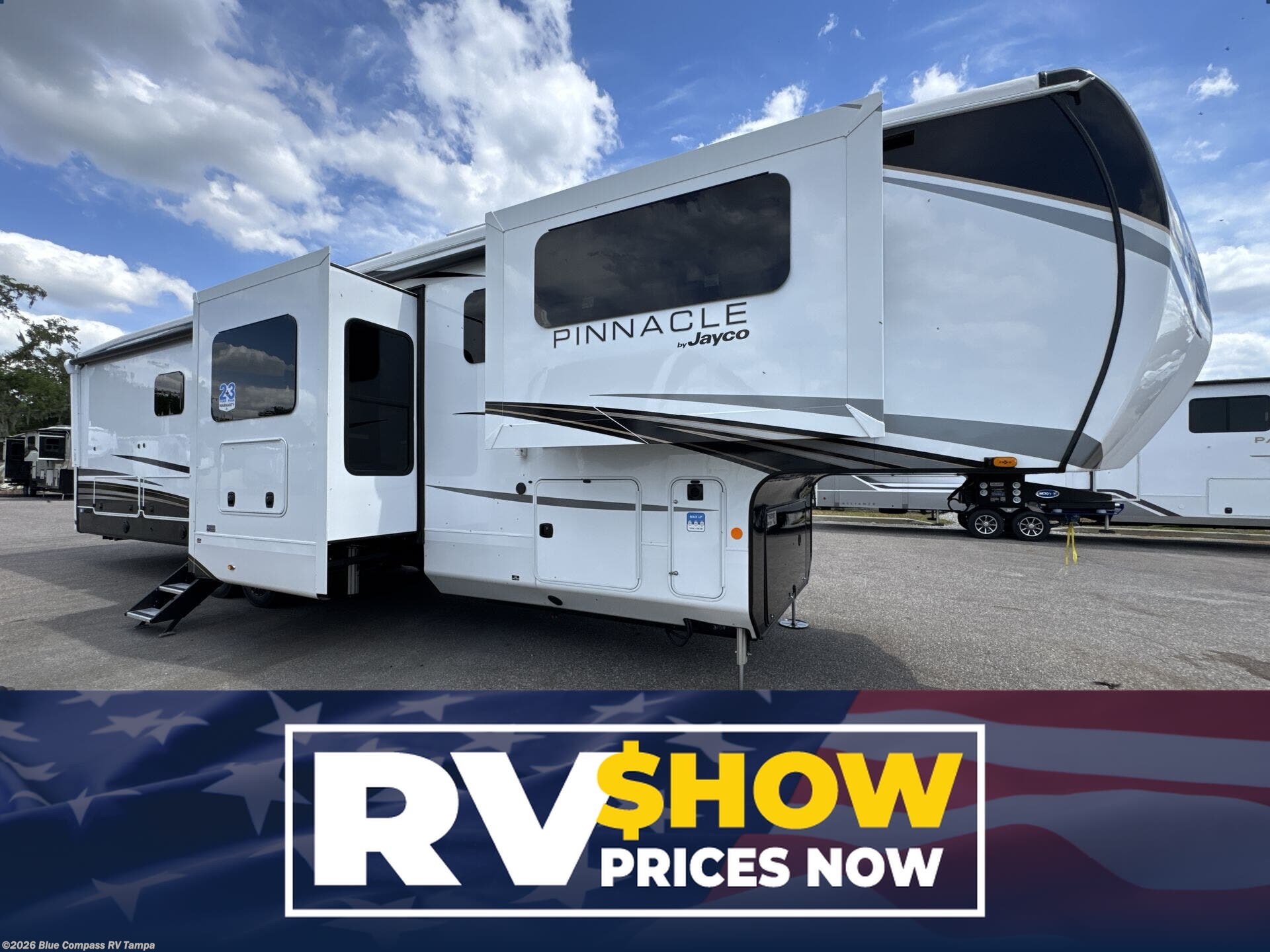 New 2026 Jayco Pinnacle 39FLOK available in Dover, Florida
