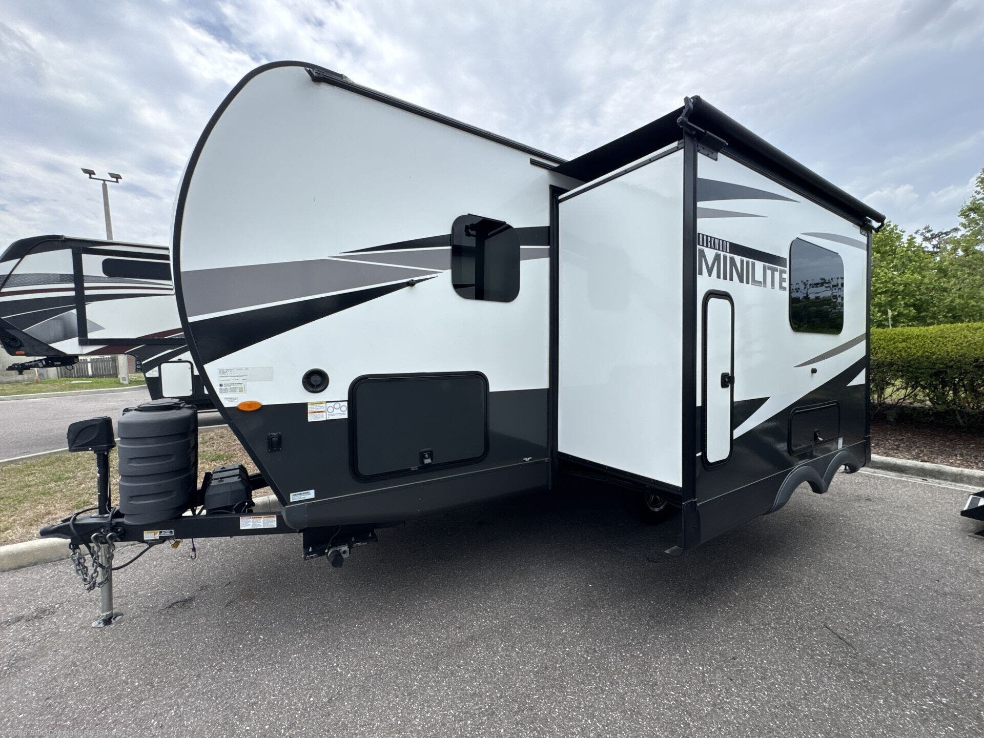 Used 2024 Forest River Rockwood Mini Lite 2104S available in Dover, Florida