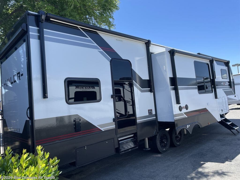 New 2026 Alliance RV Valor 37V11 available in Dover, Florida