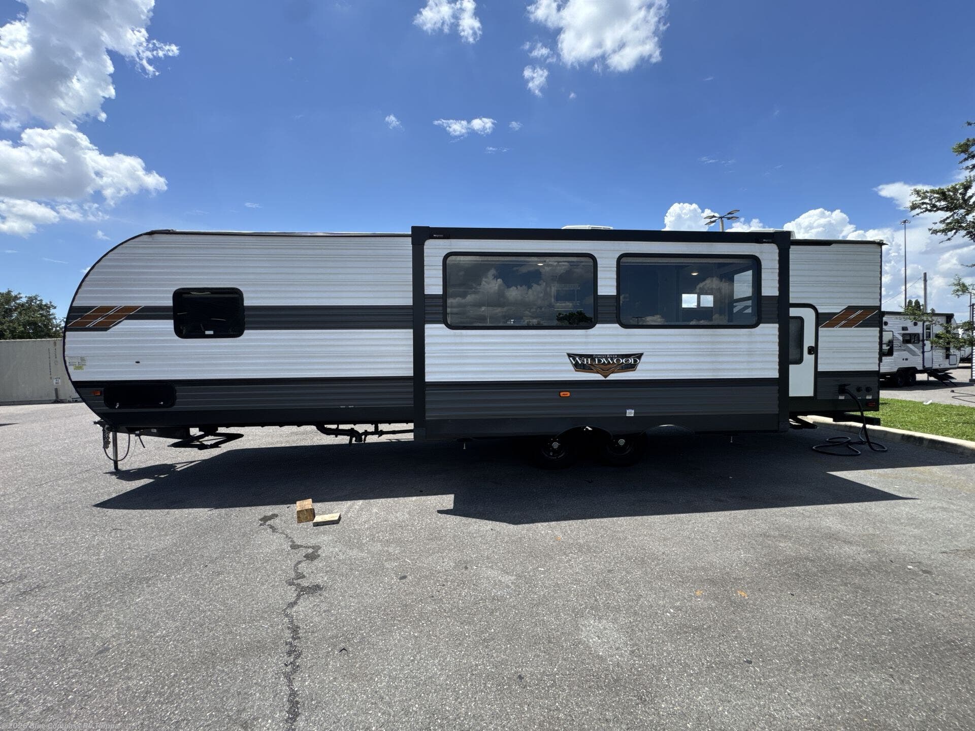 Used 2022 Forest River Wildwood 29VBUD available in Dover, Florida