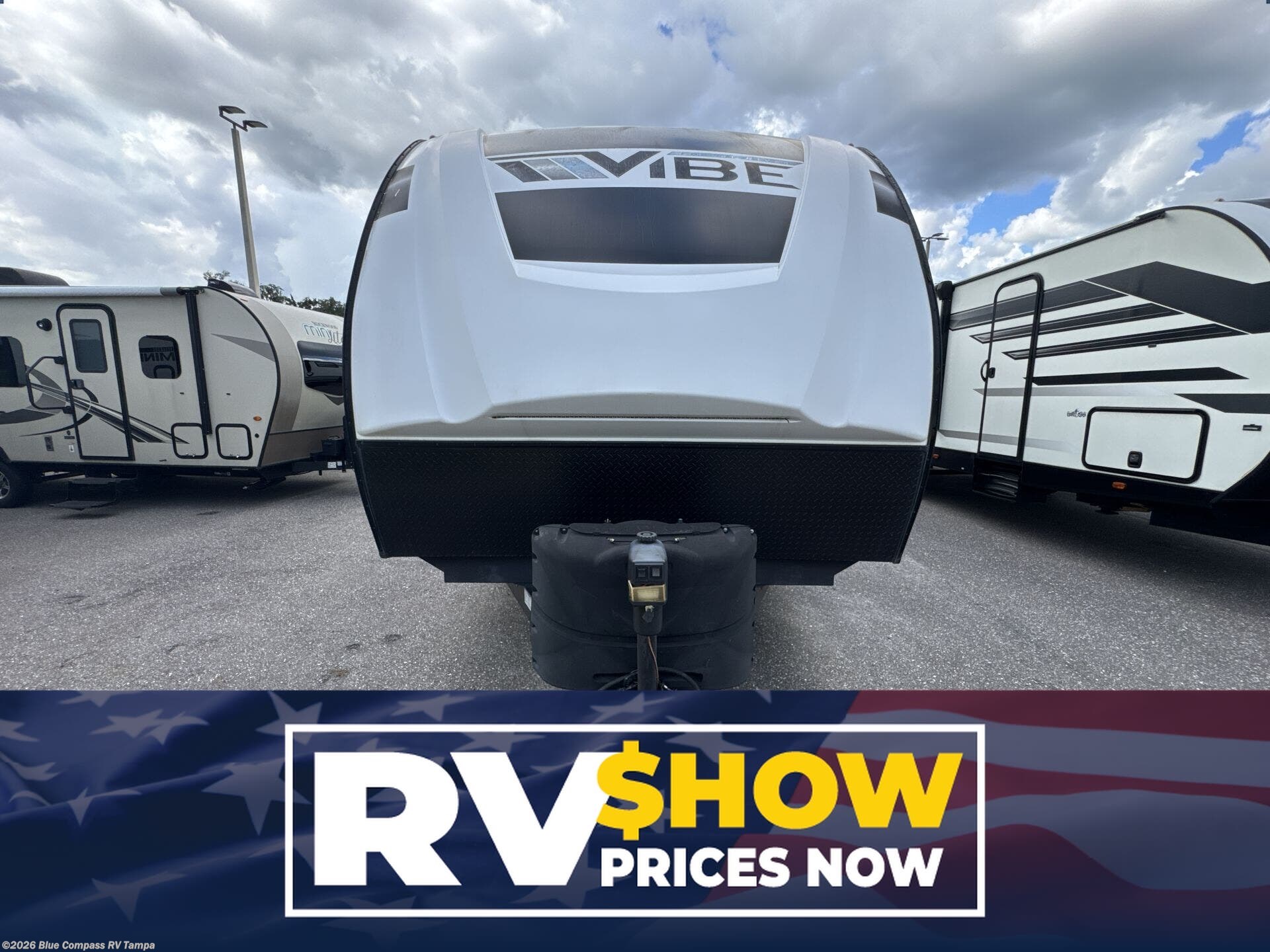 Used 2021  Forest River Vibe 28BH by Forest River from Blue Compass RV Tampa in Dover, FL