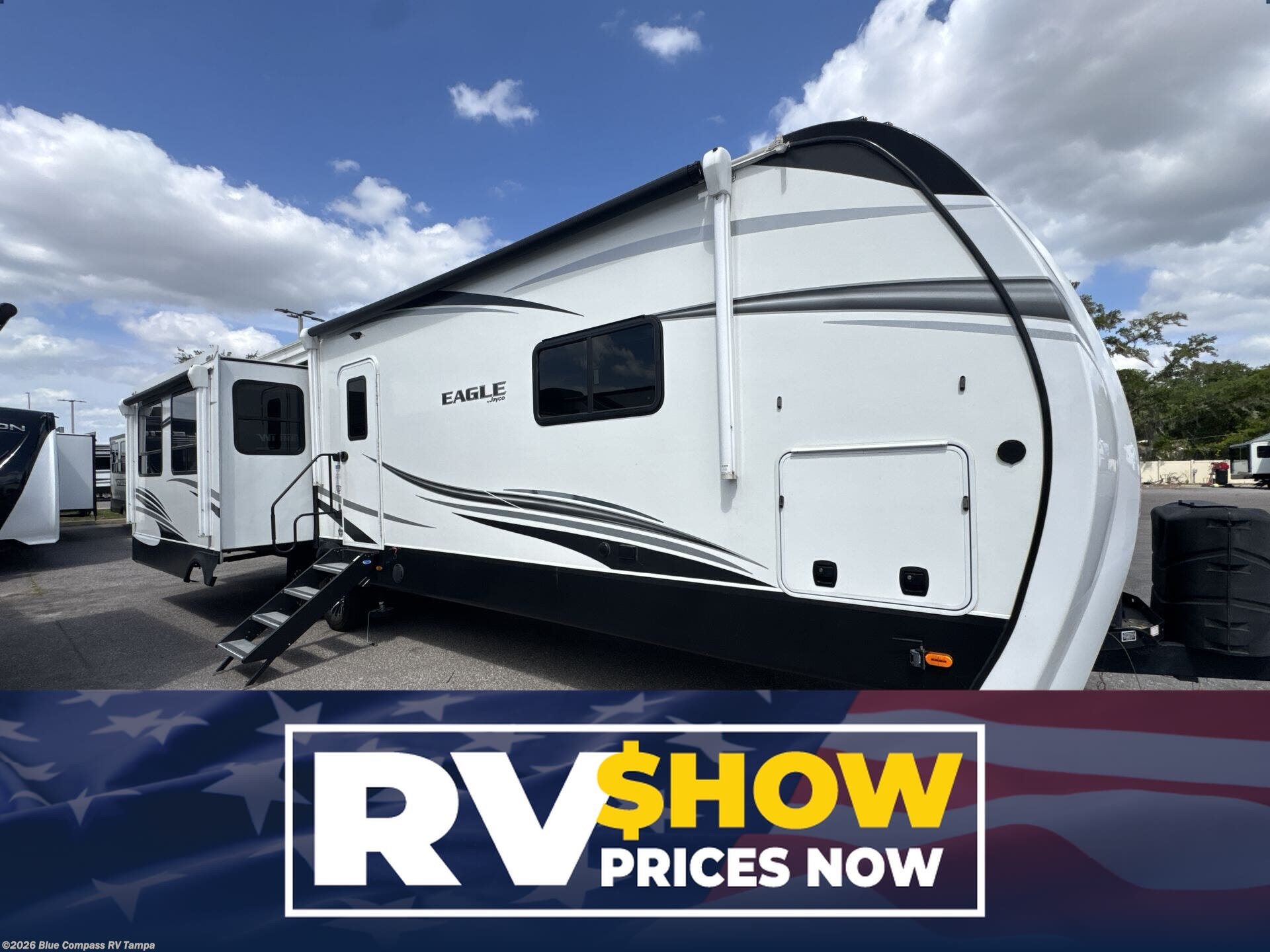 Used 2023  Jayco Eagle 330RSTS by Jayco from Blue Compass RV Tampa in Dover, FL