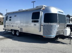 New 2025 Airstream Globetrotter 27FB available in Altoona, Iowa