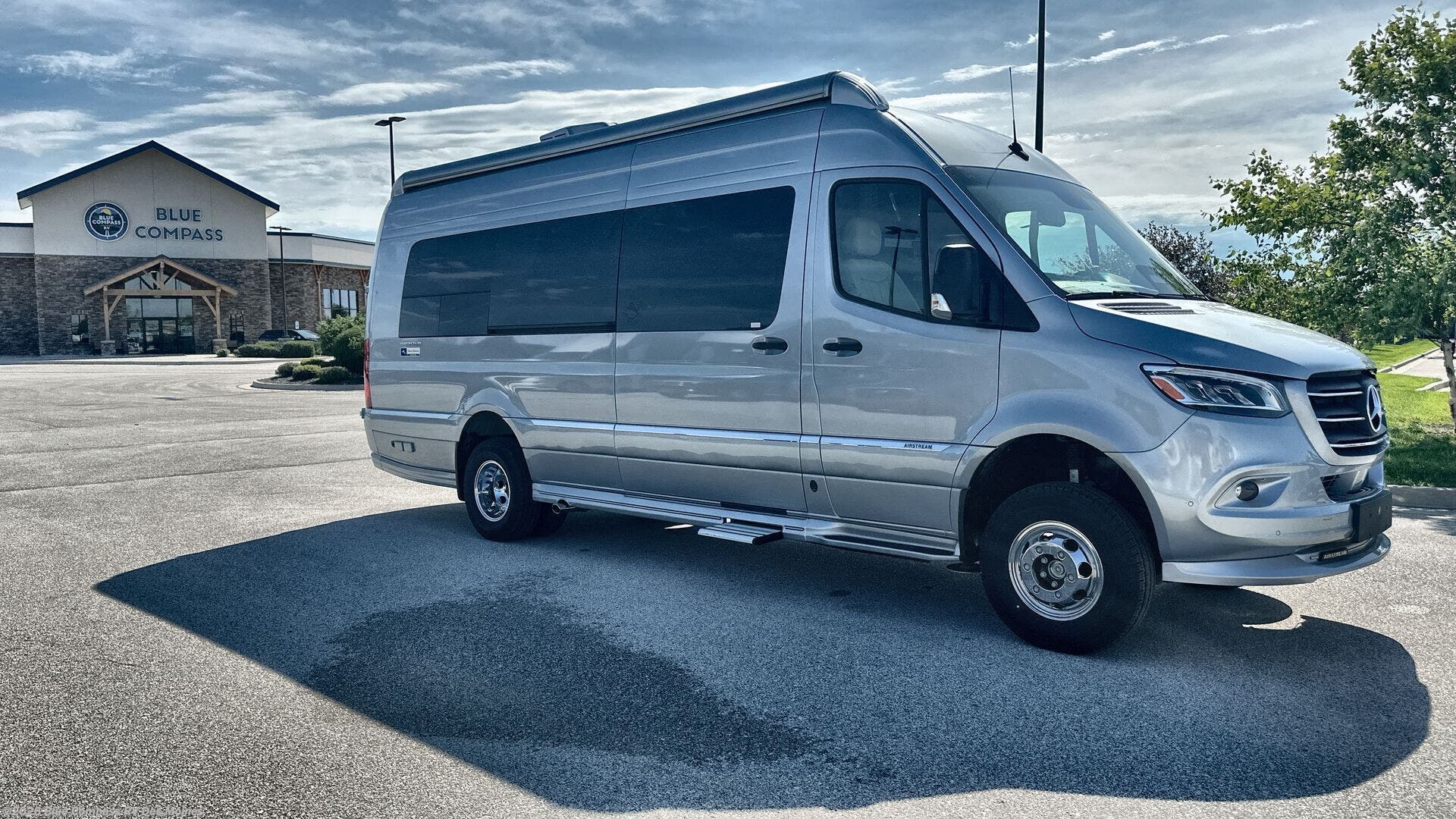 New 2025 Airstream Interstate 24GT Std. Model available in Altoona, Iowa